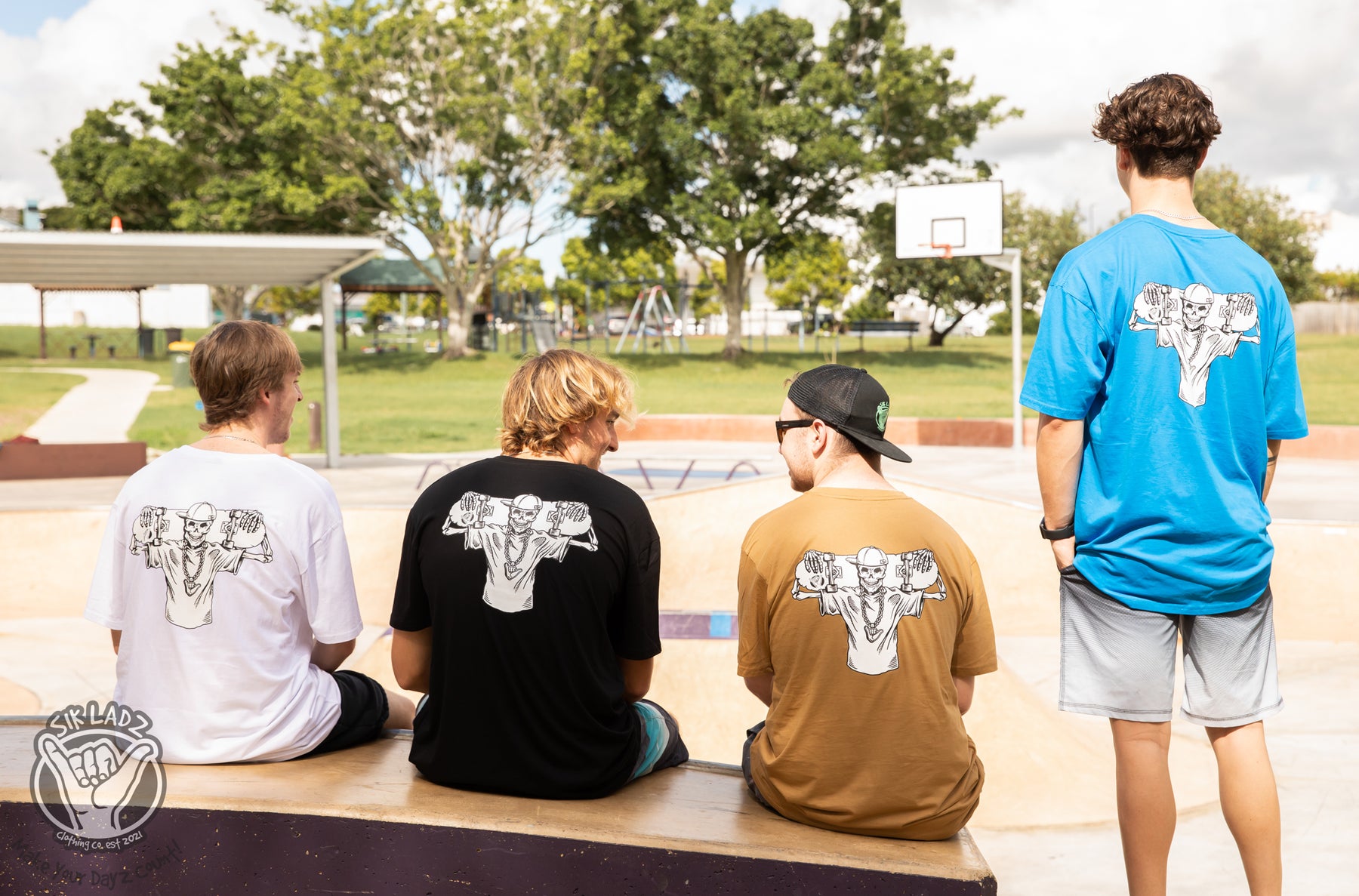 Skater Tee