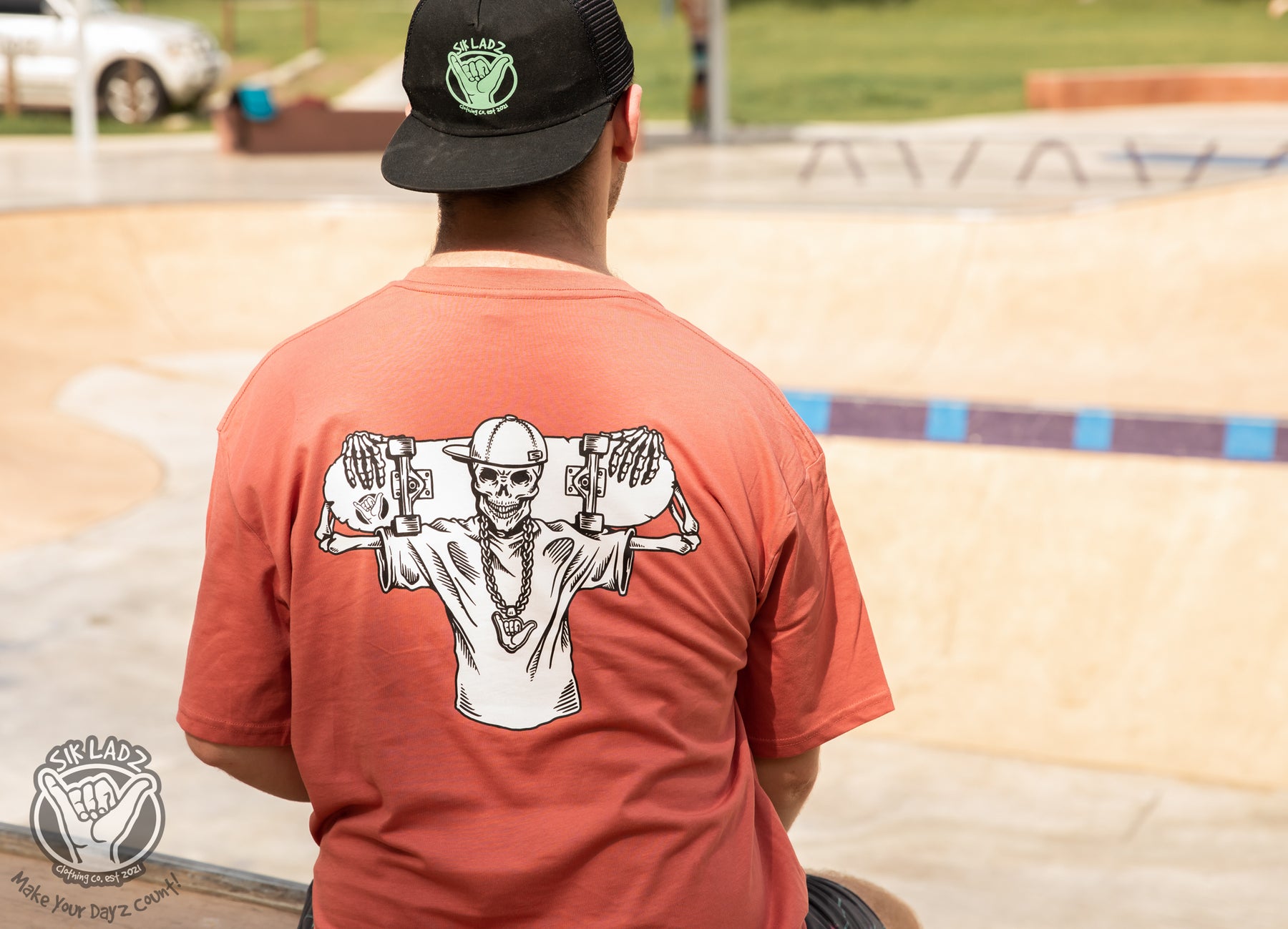 Skater Tee