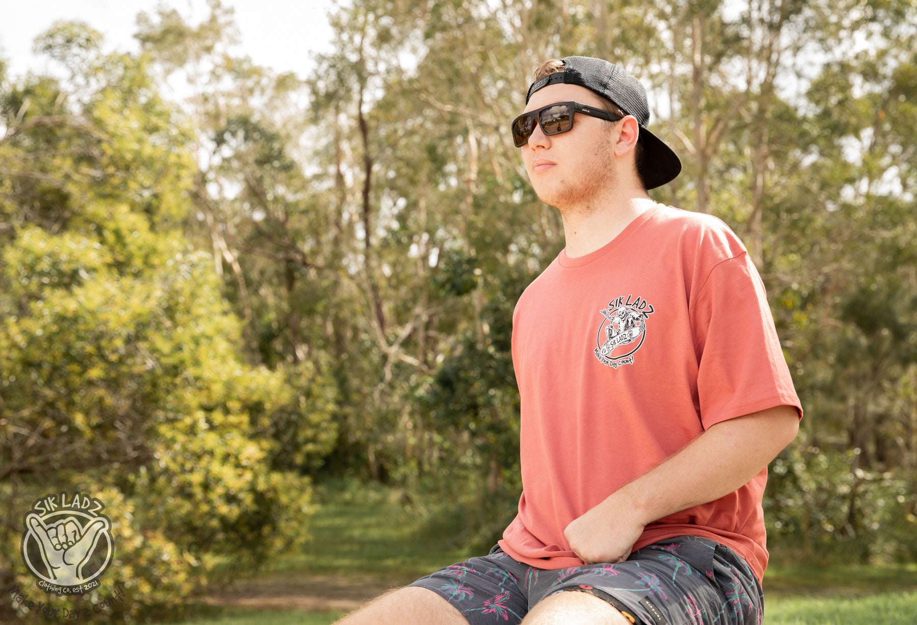 Skater Tee