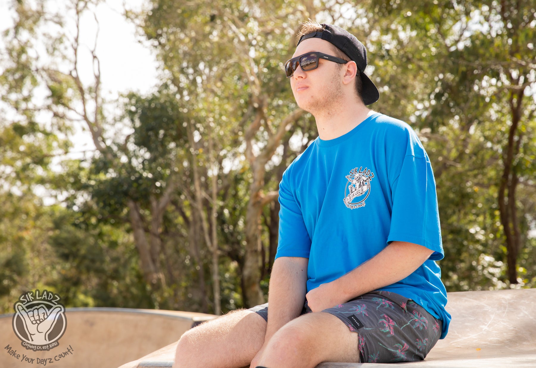 Skater Tee