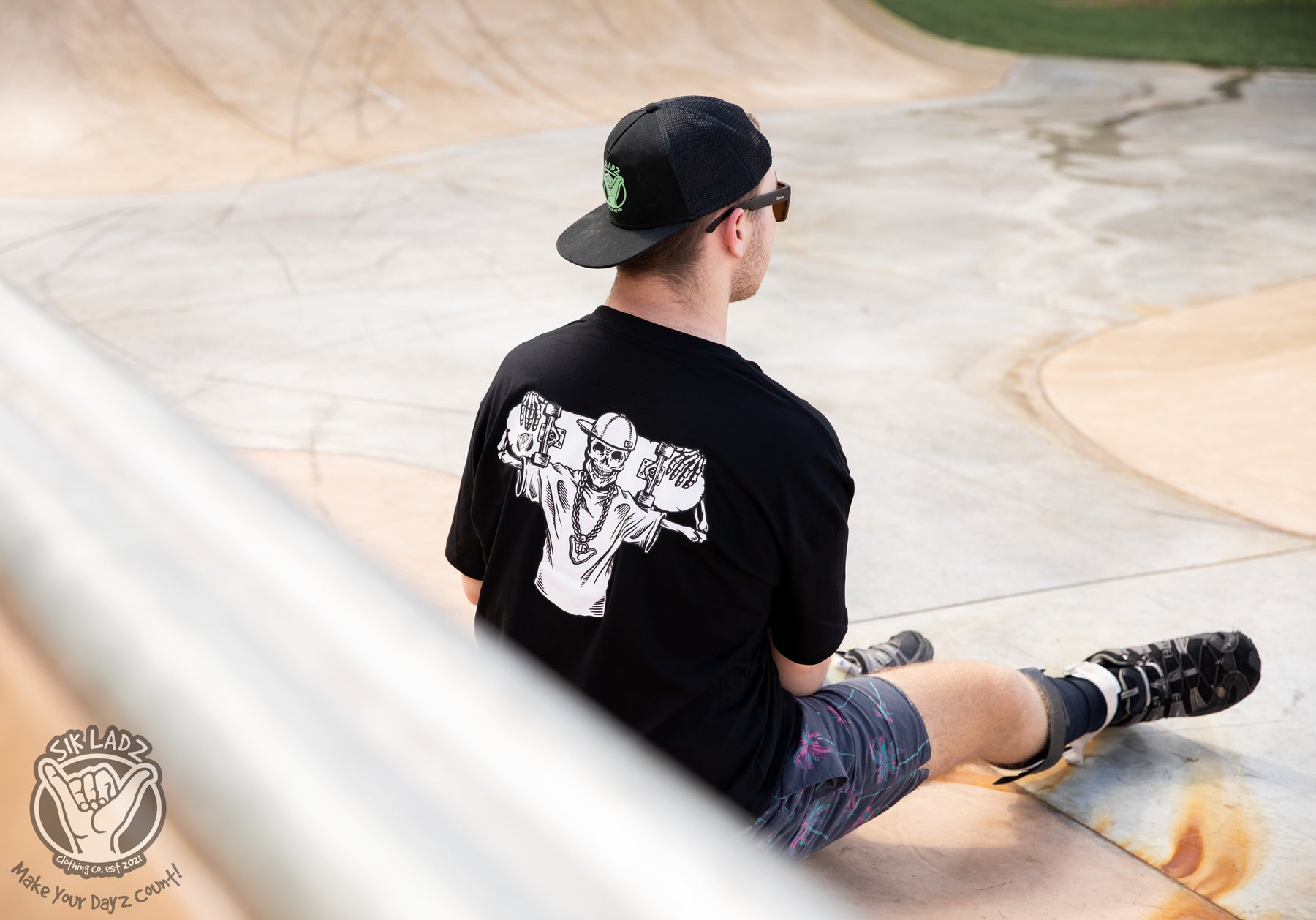 Skater Tee