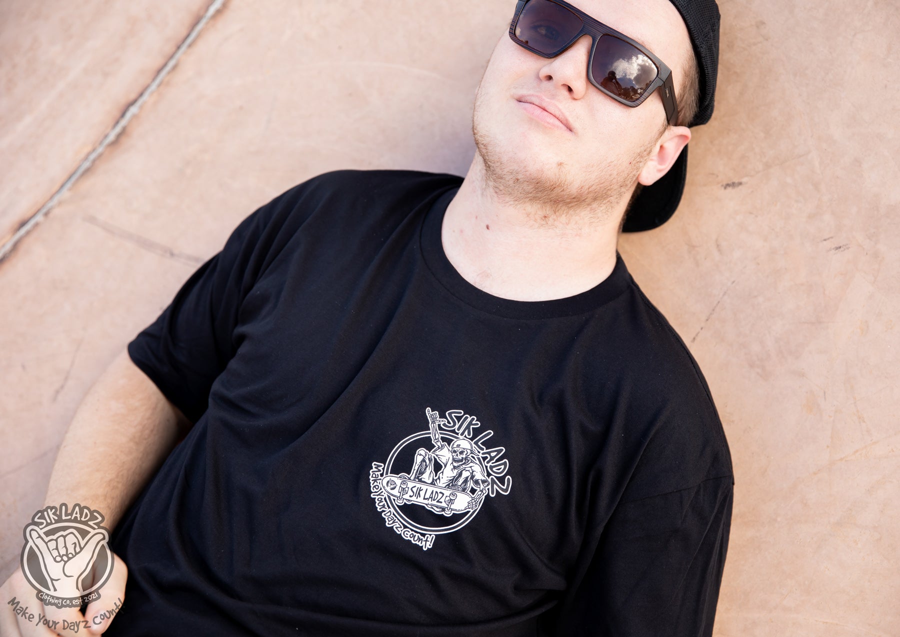 Skater Tee