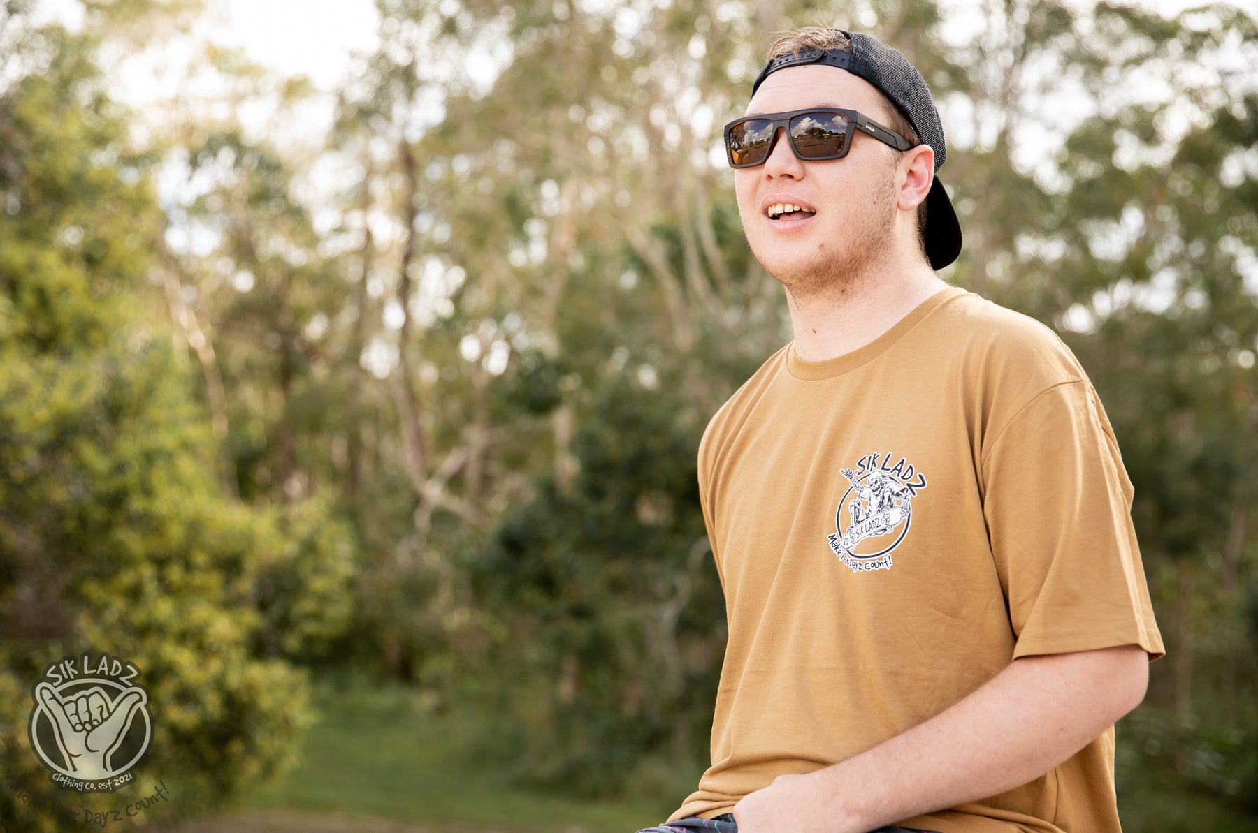 Skater Tee